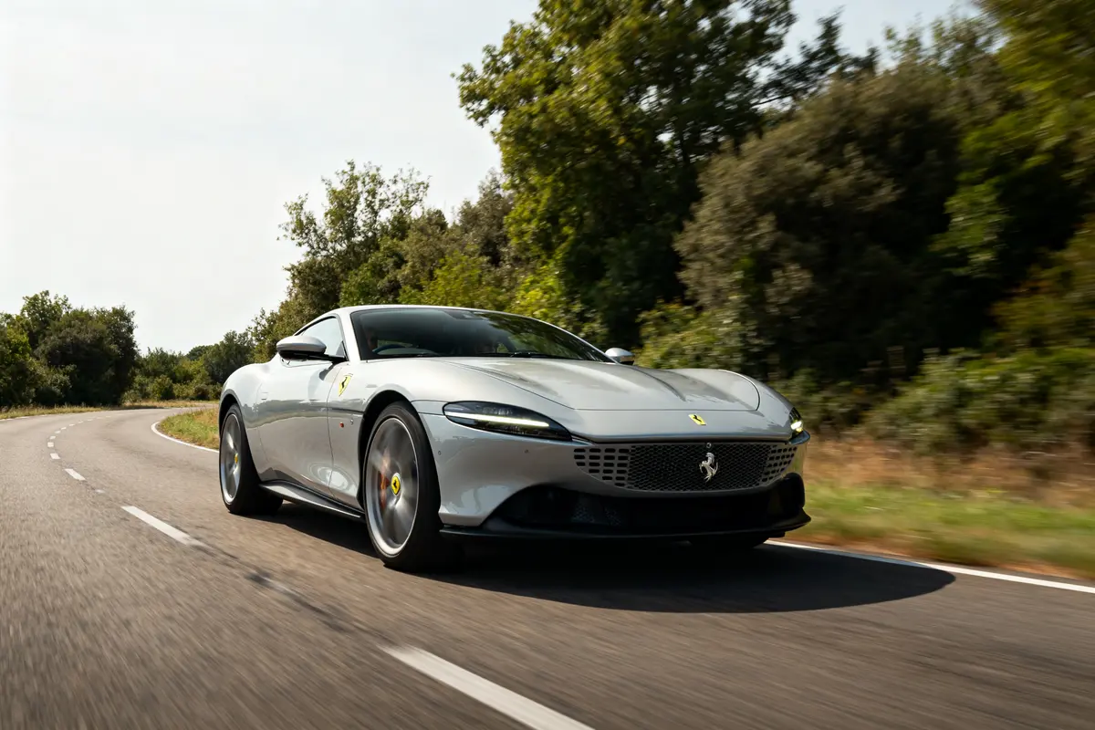 Ferrari Roma : prix, fiche technique &amp; avis essentiel